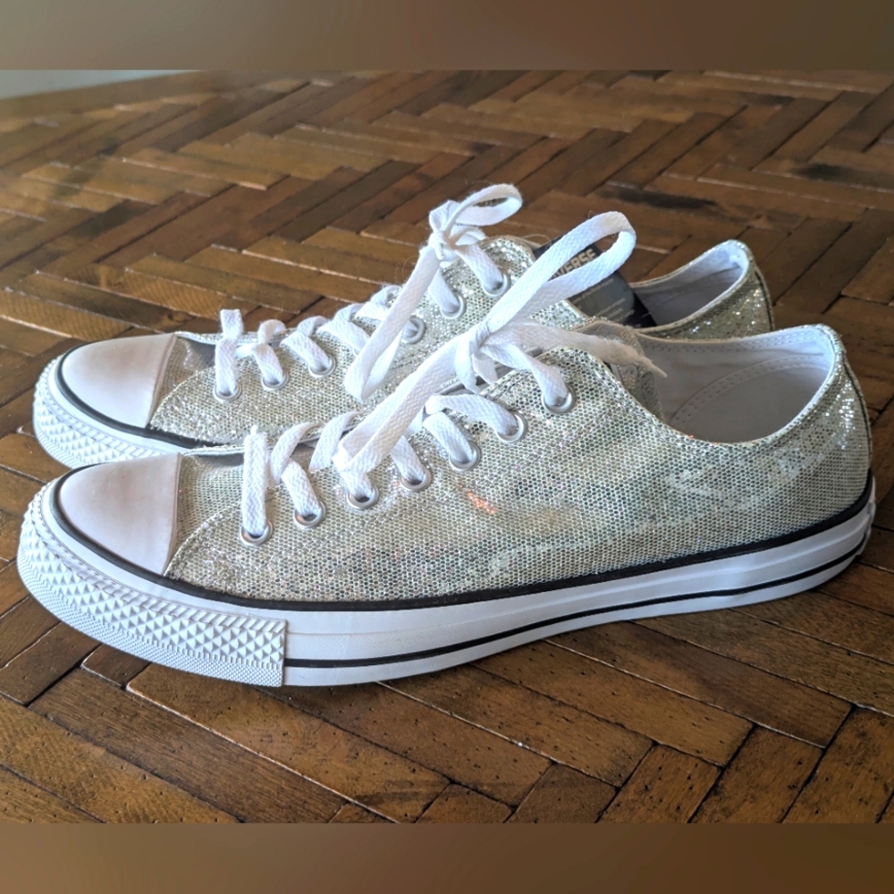 NWT Converse All Star Silver Glitter Sneakers M11/W13
